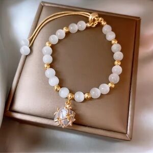 Elegant Opal and Rhinestone Bracelet. Cat Eye Stone Bead Lucky Bracelet 👁️